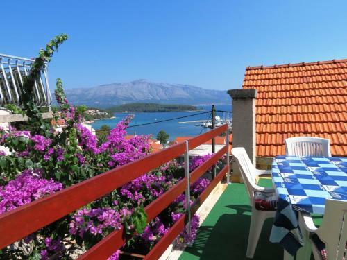Apartments Lumbarda