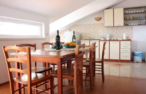 Hostal Apartments Dani