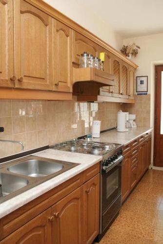 Apartments With A Parking Space Lumbarda (korcula) - 4473
