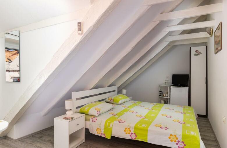 Apartamentos Old Town Baroque Palace Accommodation