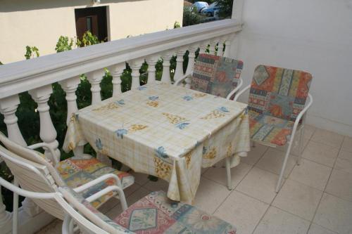 Apartments By The Sea Rogoznica - 4263