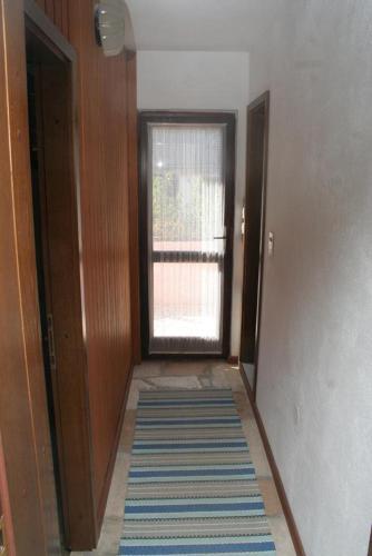 Apartments By The Sea Rogoznica - 4263