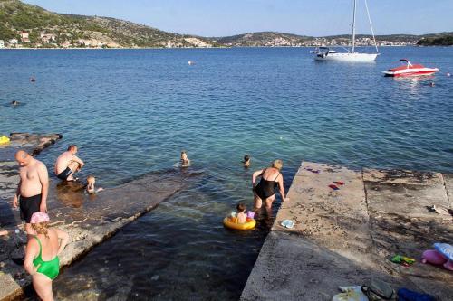 Apartments By The Sea Rogoznica - 4263