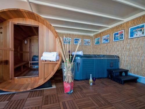 Apartamento Holiday Home Camping Kastanija.5