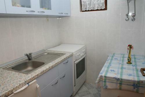 Hostal Double Room Sutivan 2943c