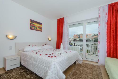 Apartments Mijo
