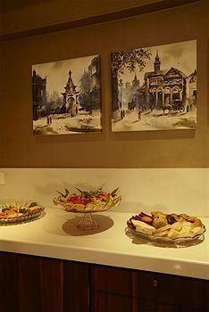 Hotel Bawa Continental