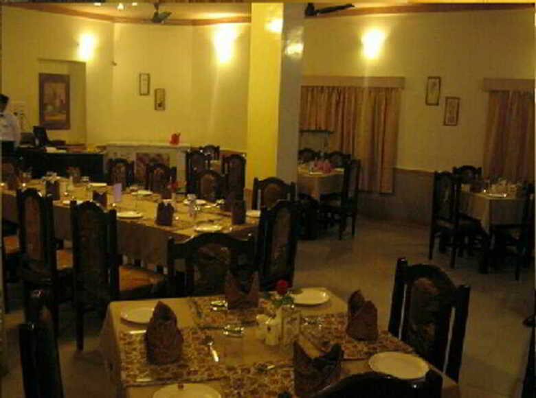 Hotel Candy Rajputana
