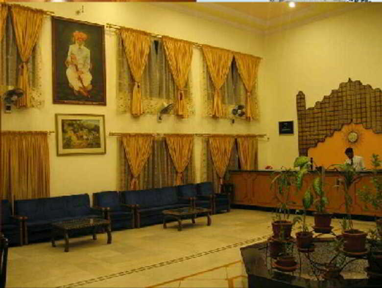 Hotel Candy Rajputana
