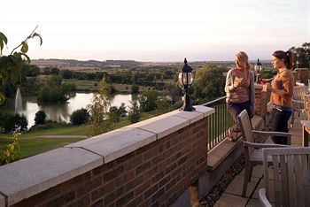 Hotel Hellidon Lakes Golf & Spa