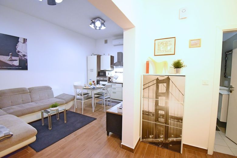 Donos Apartments