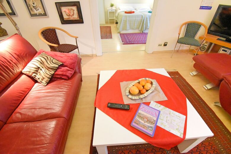 Donos Apartments