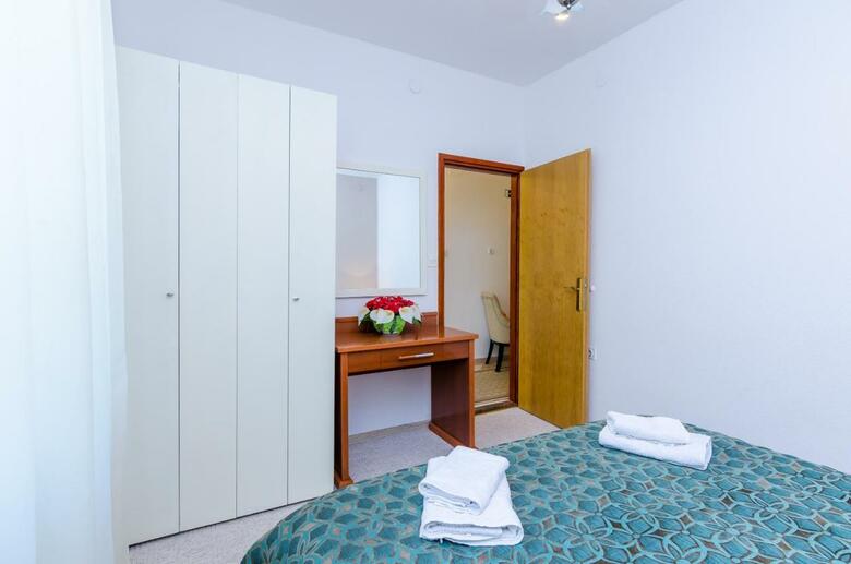 Apartments Nicol