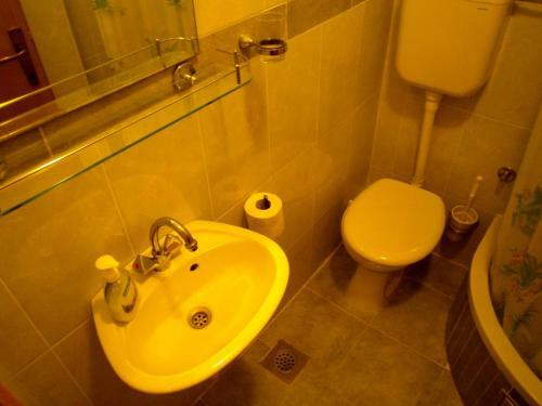 Hostal Villa Adria