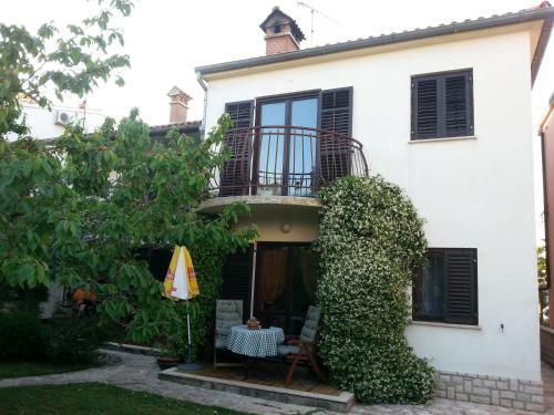 Apartment Bozac