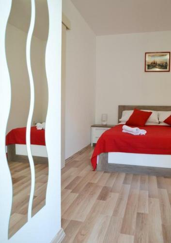 Apartment Duce 4799b
