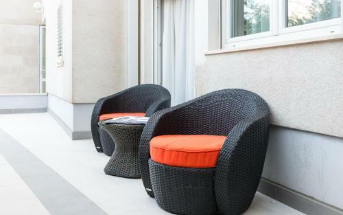 Apartments Lotos