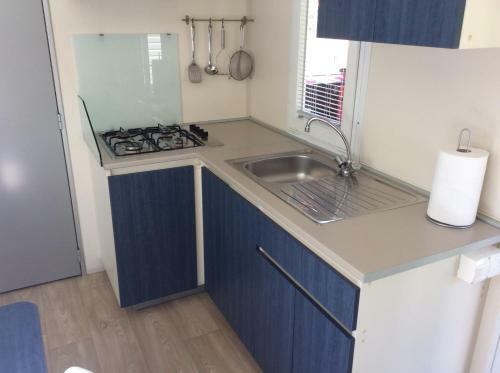 Mobile Home Shelbox