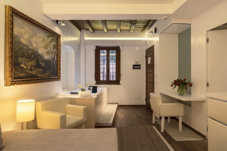 Hotel Boutique Gigli D Oro Suite