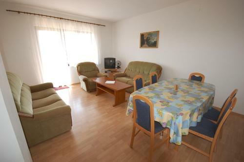 Apartment Djuka