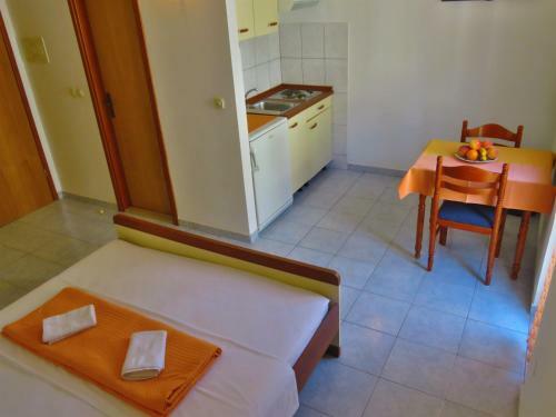 Apartments Srdan