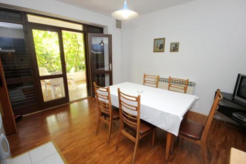 Apartments With A Parking Space Novalja (pag) - 9327