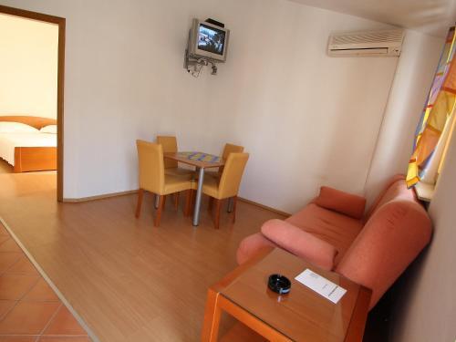 Apartment Inoma.4