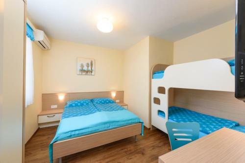 Hostal Guesthouse Opara
