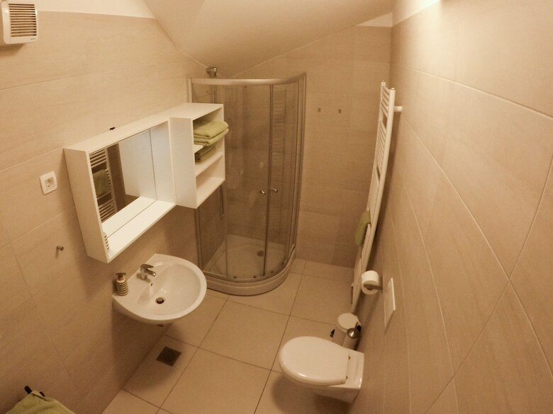 Apartma Lori In Bine