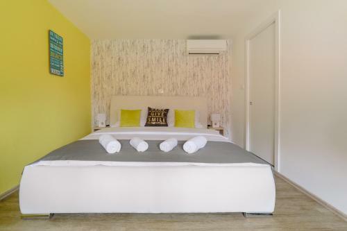 Hostal Piranika