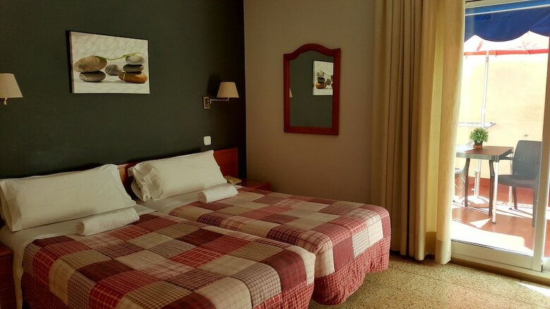 Hotel Marinada