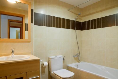 Rentalmar Paradise Family Apartment