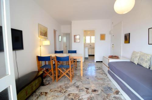Apartamentos Riells Park