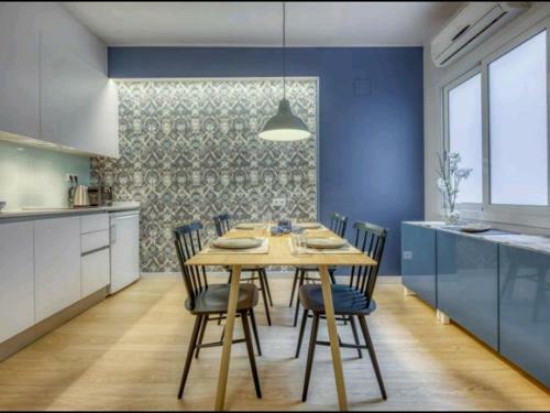 Rambla Batll� Apartments