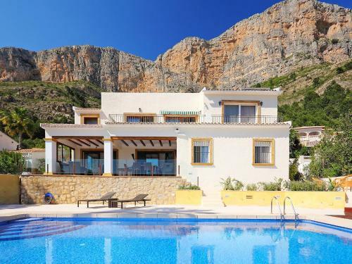 Villa Centauro