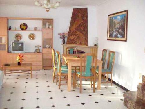 Holiday Home Avinguda Del Papa Luna