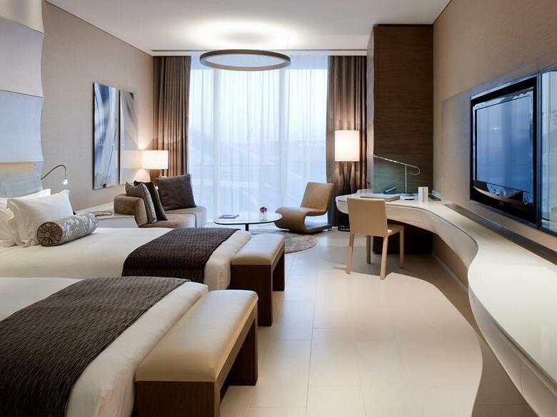 Hotel Yas Viceroy