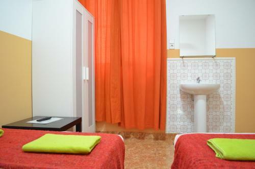 Hostal Village Guesthouse Barco