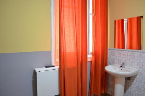 Hostal Village Guesthouse Barco