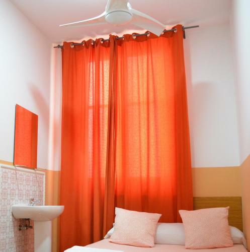 Hostal Village Guesthouse Barco