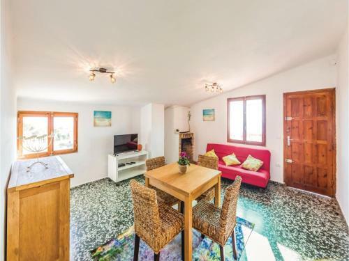 Ten-bedroom Holiday Home In Alcanar Platja