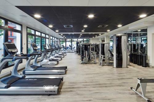 Kyriad Prestige Lyon Est - Saint Priest Eurexpo Hotel And Spa