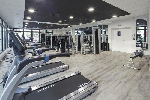 Kyriad Prestige Lyon Est - Saint Priest Eurexpo Hotel And Spa