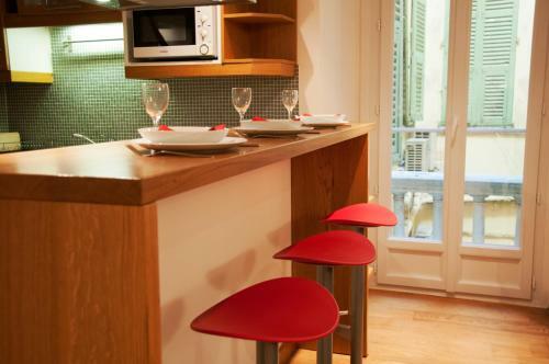 Apartment Massena - Old Town