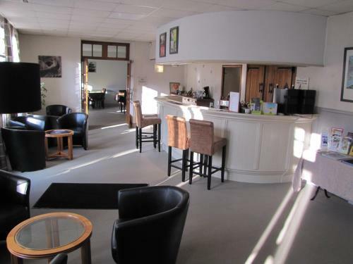 Logis Hotel Le Cerf