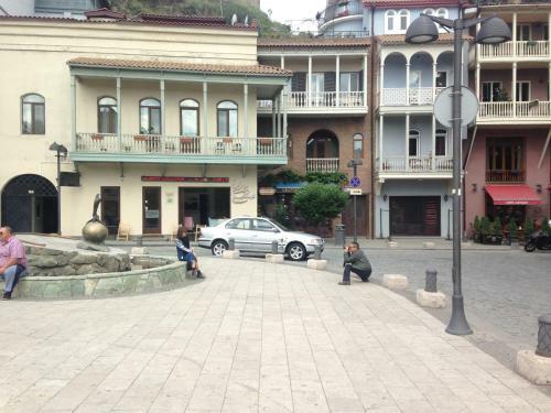 Hostal Kipiani Guest House