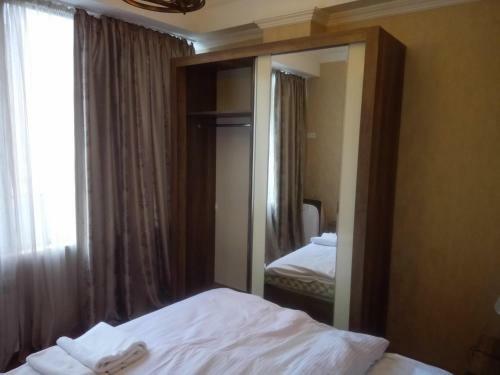 Sweet Apartment In Tbilisi Center