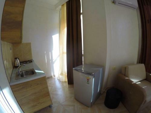 Hostal Hotel Batumi Inn