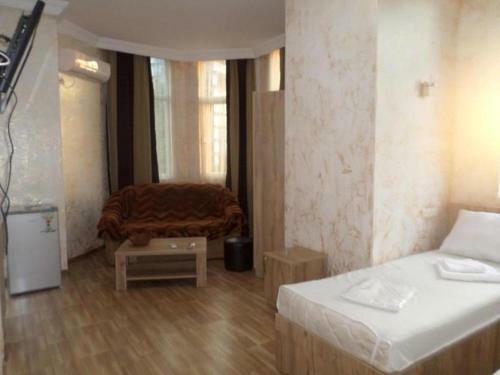 Hostal Hotel Batumi Inn