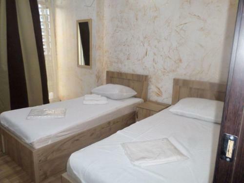 Hostal Hotel Batumi Inn